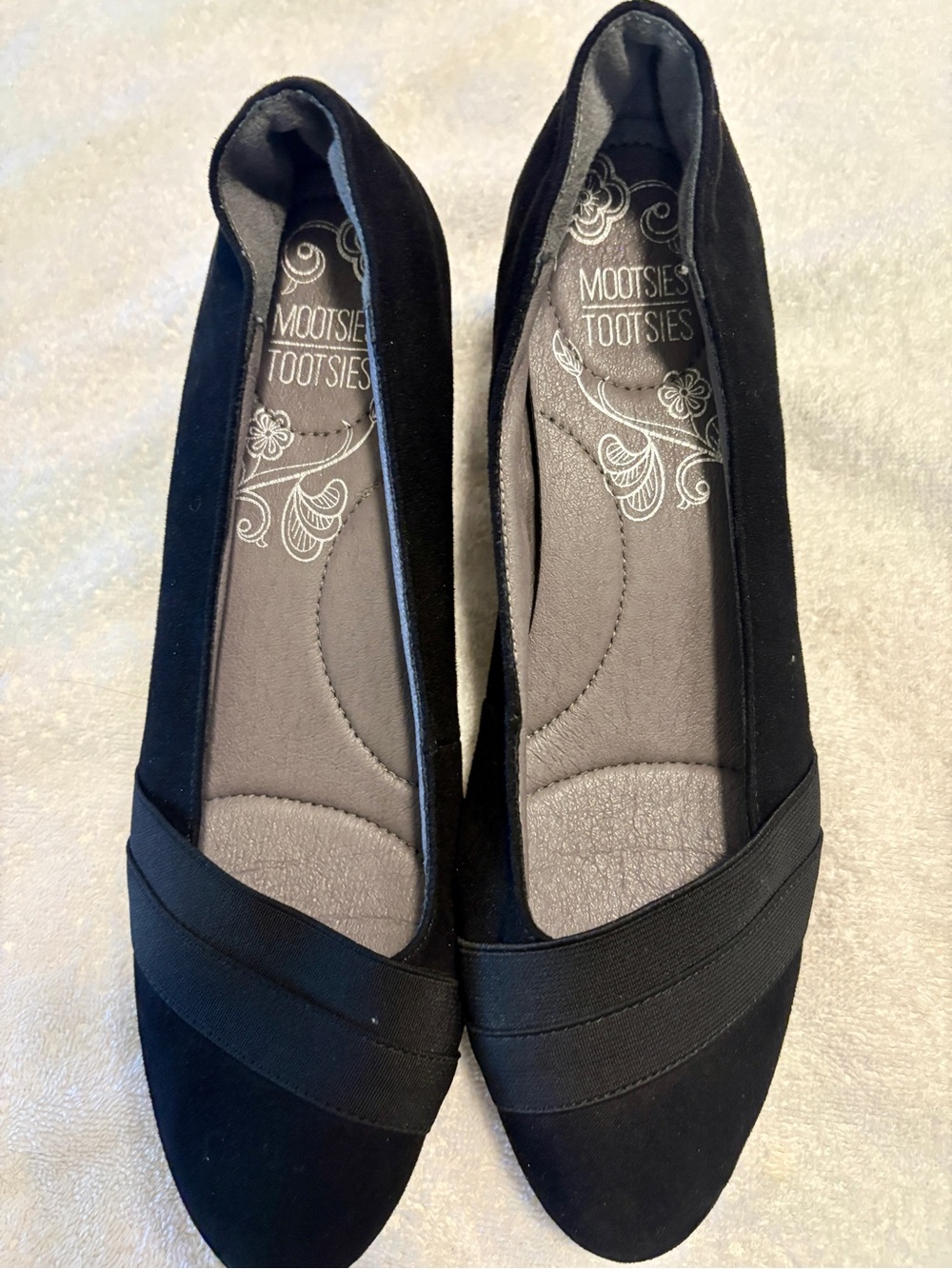 Mootsies Tootsies Black Crossover Band Slip-Ons